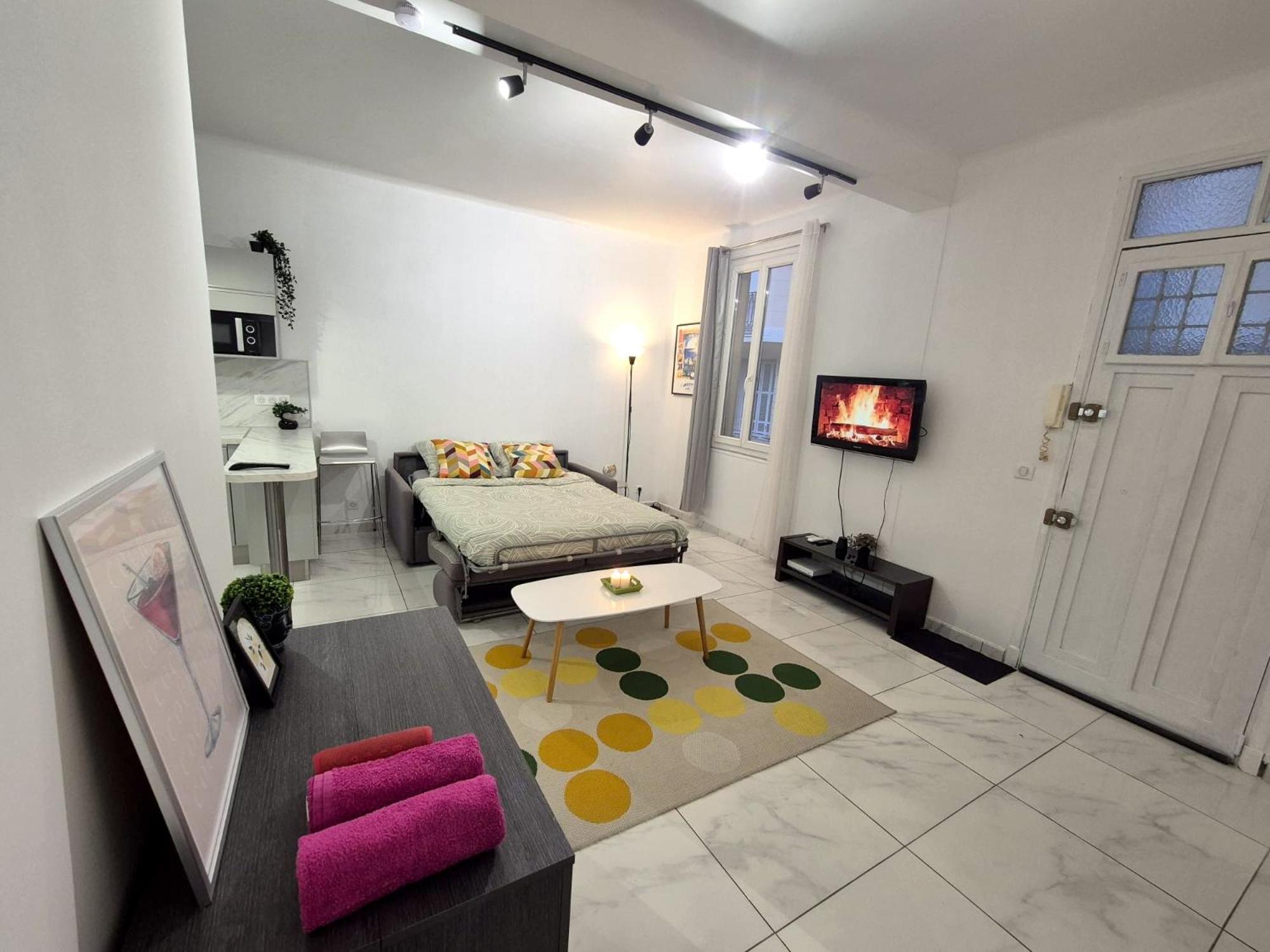 Studio Renove Au Centre Ville Nice Exterior foto